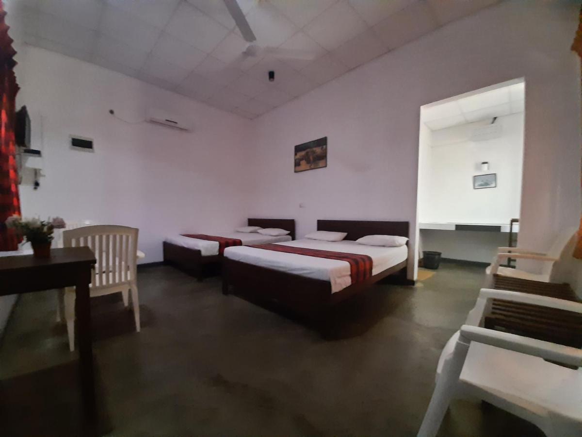 Hotel Katagamuwa Rest Kataragama Exteriér fotografie