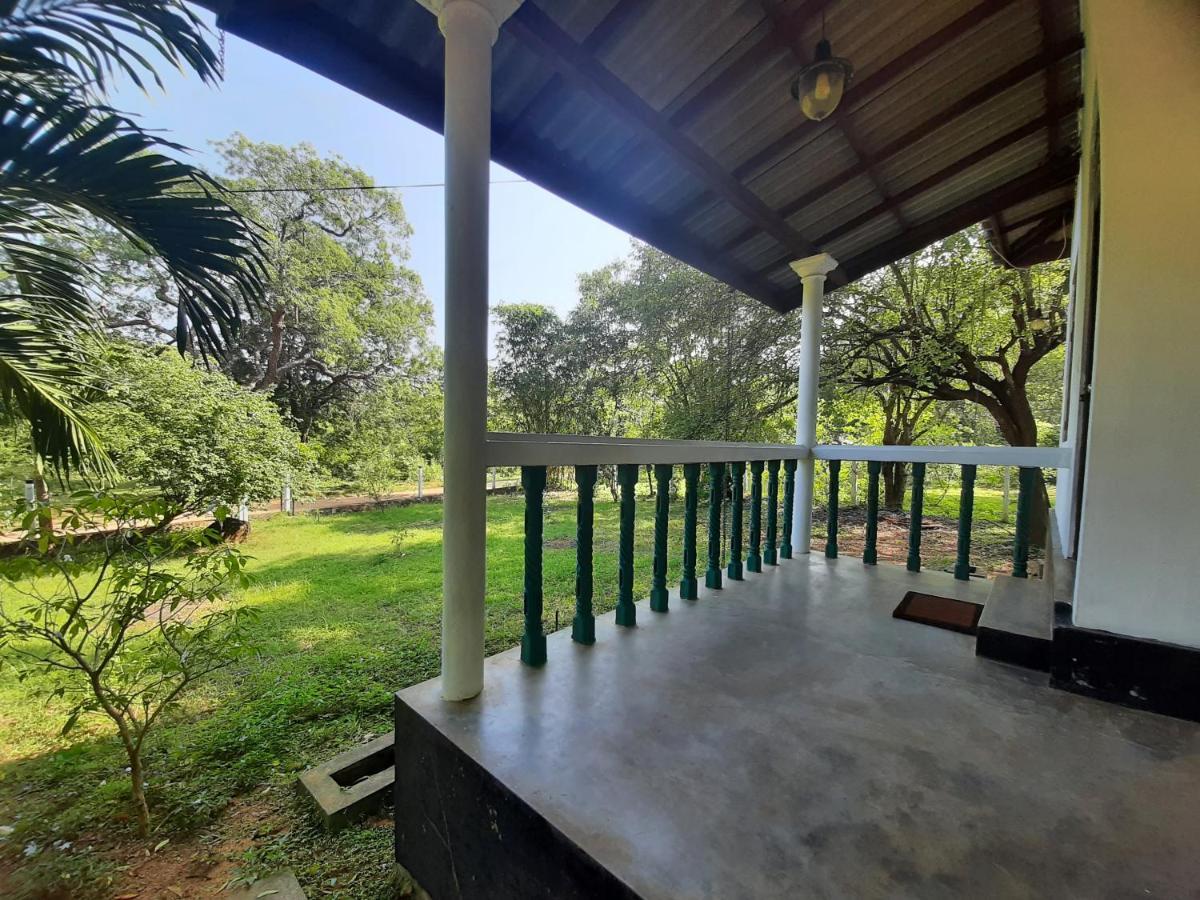 Hotel Katagamuwa Rest Kataragama Exteriér fotografie