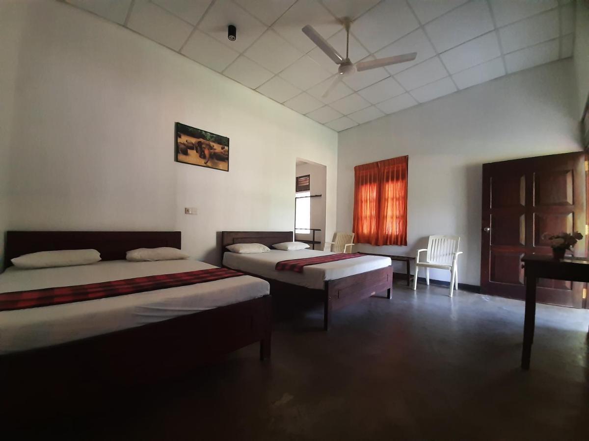 Hotel Katagamuwa Rest Kataragama Exteriér fotografie