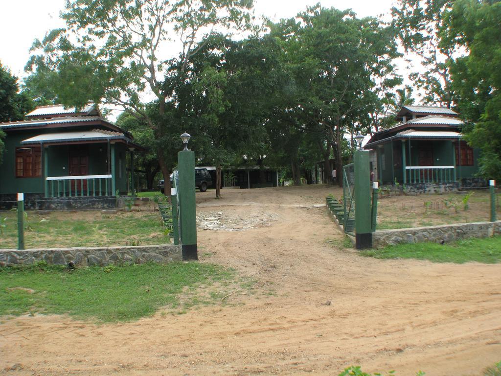 Hotel Katagamuwa Rest Kataragama Exteriér fotografie